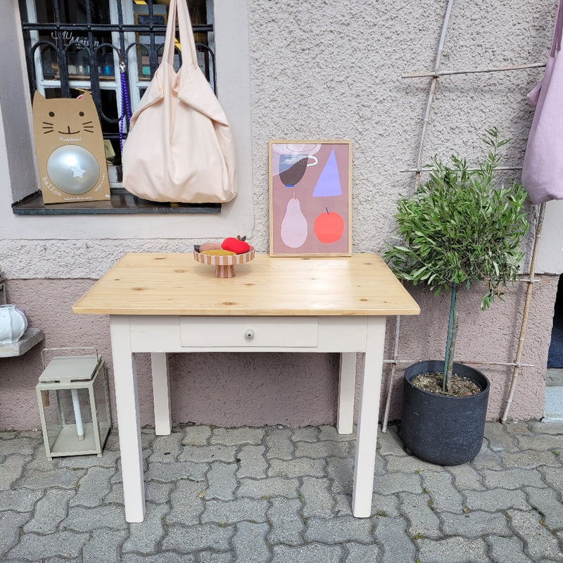 table "Rikke"