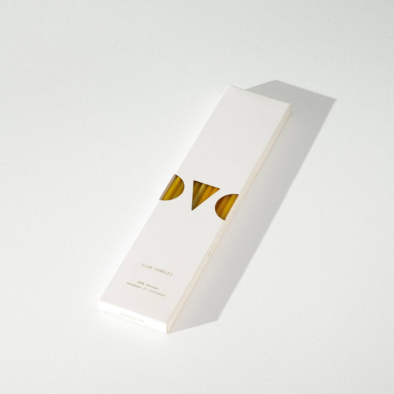 Schmale Kerzen aus 100 % Bienenwachs