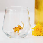 Glas mit Elefant