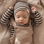 Dünne Baby Haube gestreift