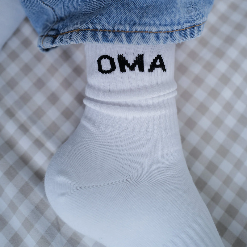 Socken OMA Weiß/Schwarz