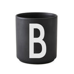 ABC Cups Schwarz - Design Letters