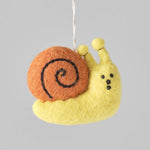 SCHNECKE - hängender Filzanhänger