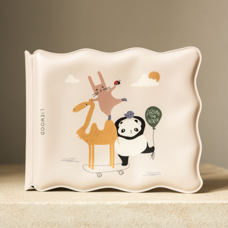 Bade Buch WAYLON - AROUND THE WORLD