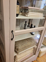 altrosa Vitrine